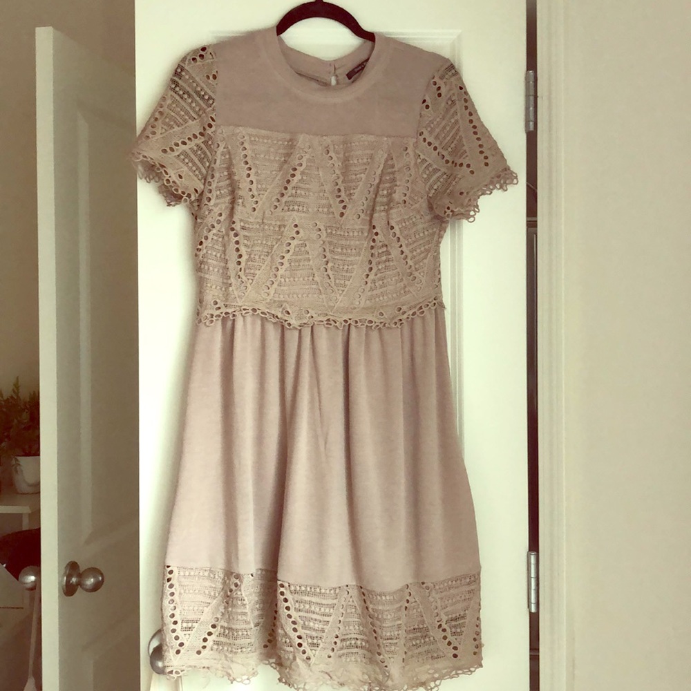 Doe & Rae dress with beautiful lace detailing